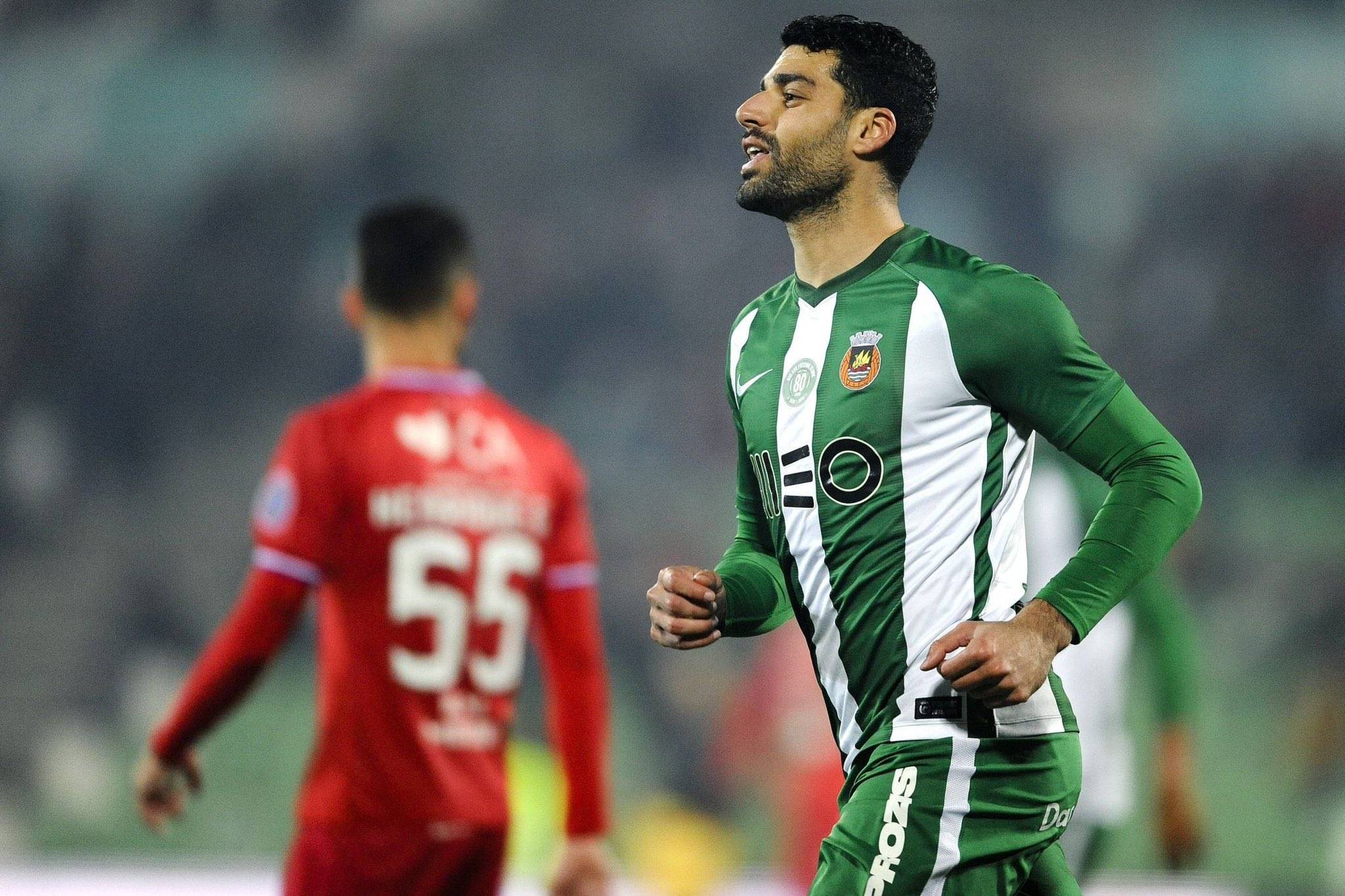 赛地聚焦——葡超今晨热度飙升，广州队官宣签约，气氛紧张，轮换策略成焦点-kaiyun 官网