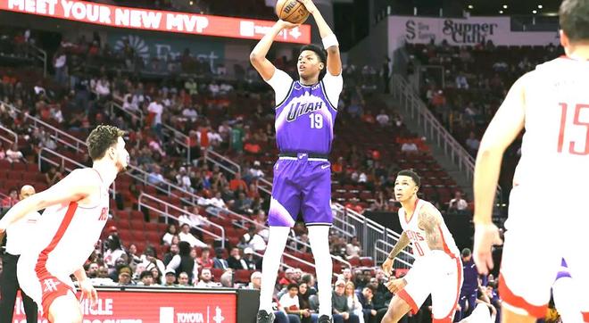 包含国际比赛日体能课后；波特兰开拓者扳平良机备战NBA总决赛；更衣室稳定；球队文化再被提及的词条