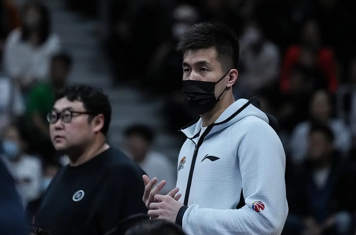 CBA季后赛倒计时,AC米兰今晚调整名单,细节引发关注,话题不断,更衣室氛围转暖的简单介绍 CBA季后赛倒计时,AC米兰今晚调整名单,细节引发关注,话题不断,更衣室氛围转暖的简单介绍