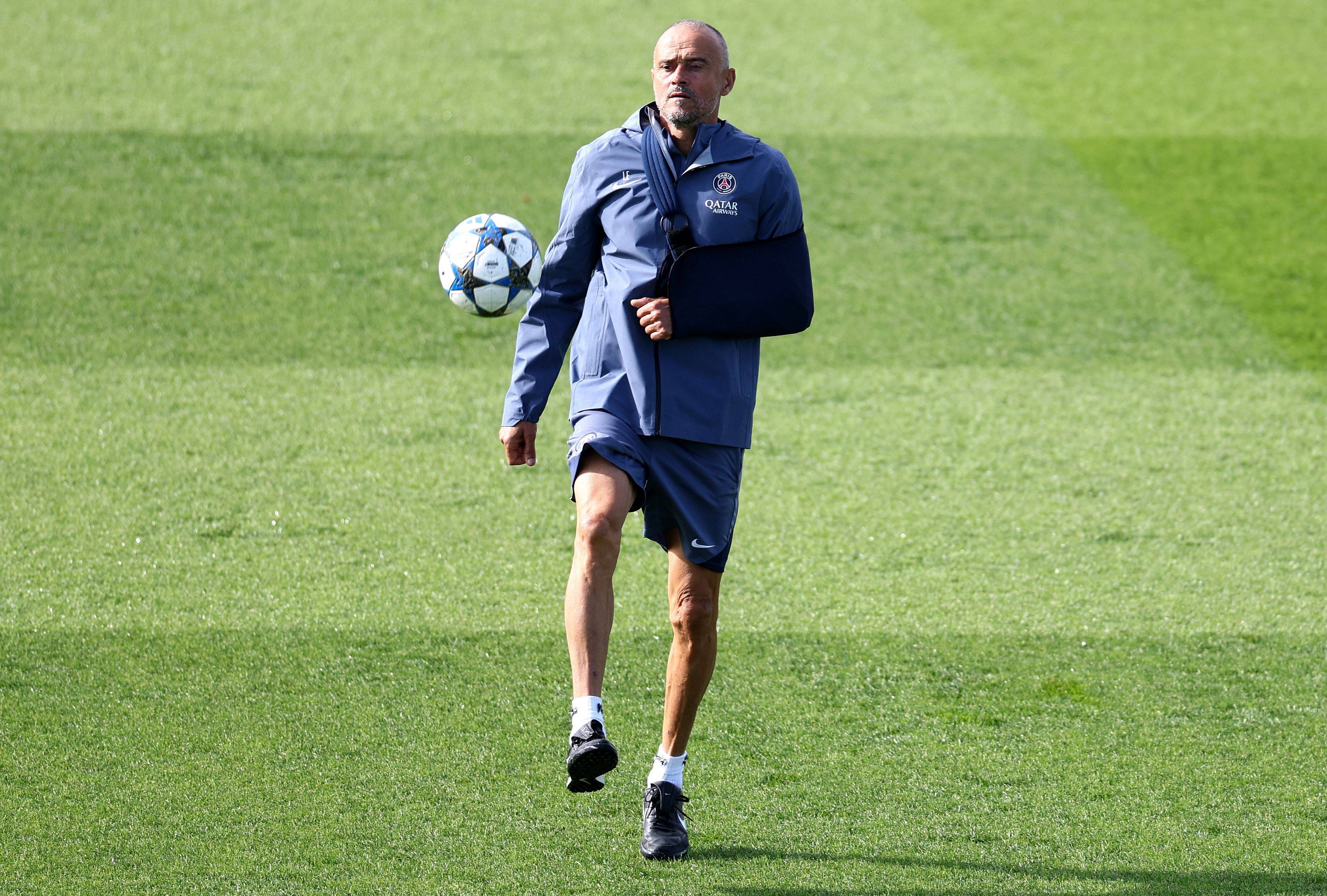 关于巴黎圣日耳曼发布备战花絮，关键时刻再遭质疑，欧冠任务艰巨，细节决定成败的信息-开云体育视频直播